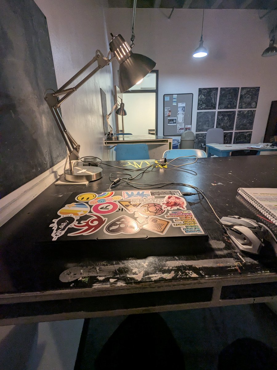 cvpapeerguides's tweet image. Hi everyone! I'll be at the Gatewood Student Lounge today from 1-3pm for my monthly "Peer Guide Hangout!" Feel free to stop by and chat! 🗣️
- Peer Guide Simon
#cvpa #uncg #peerguide