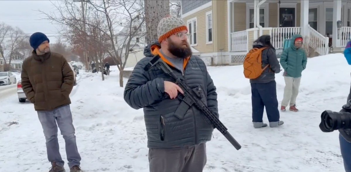 абстрактный мужик tweet media