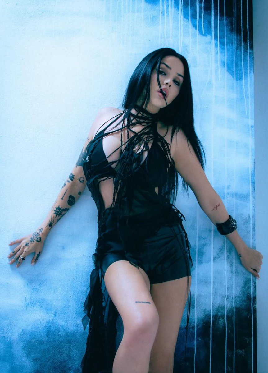 ti 𓆩𑣿𓆪 tweet media