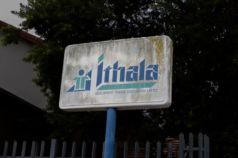 TheFocusZA's tweet photo. Ithala Bank Crisis Relief: Treasury’s R2.2bn payout kicks off amid solvency woes.

Regulatory breaches froze funds from Jan 2025, now depositors will be repaid via an FNB verification process. Over R1bn has already been disbursed. #IthalaRescue https://t.co/aGor9thpyj