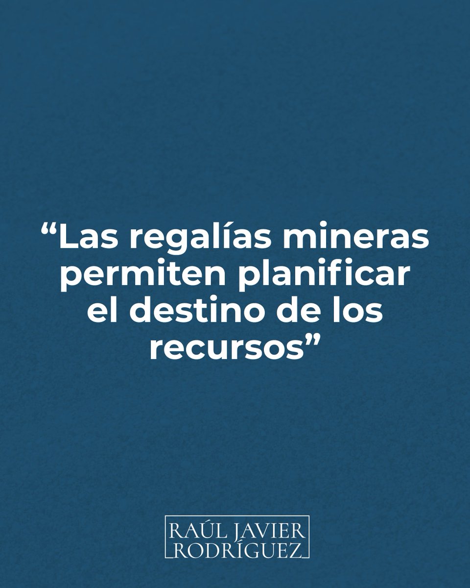 Las regalías mineras son una herramienta fundamental para ordenar el desarrollo productivo de una provincia.
No se trata solo de un ingreso económico: las regalías establecen cómo se calcula, administra y destina la parte que el Estado recibe por el aprovechamiento  de un recurso
