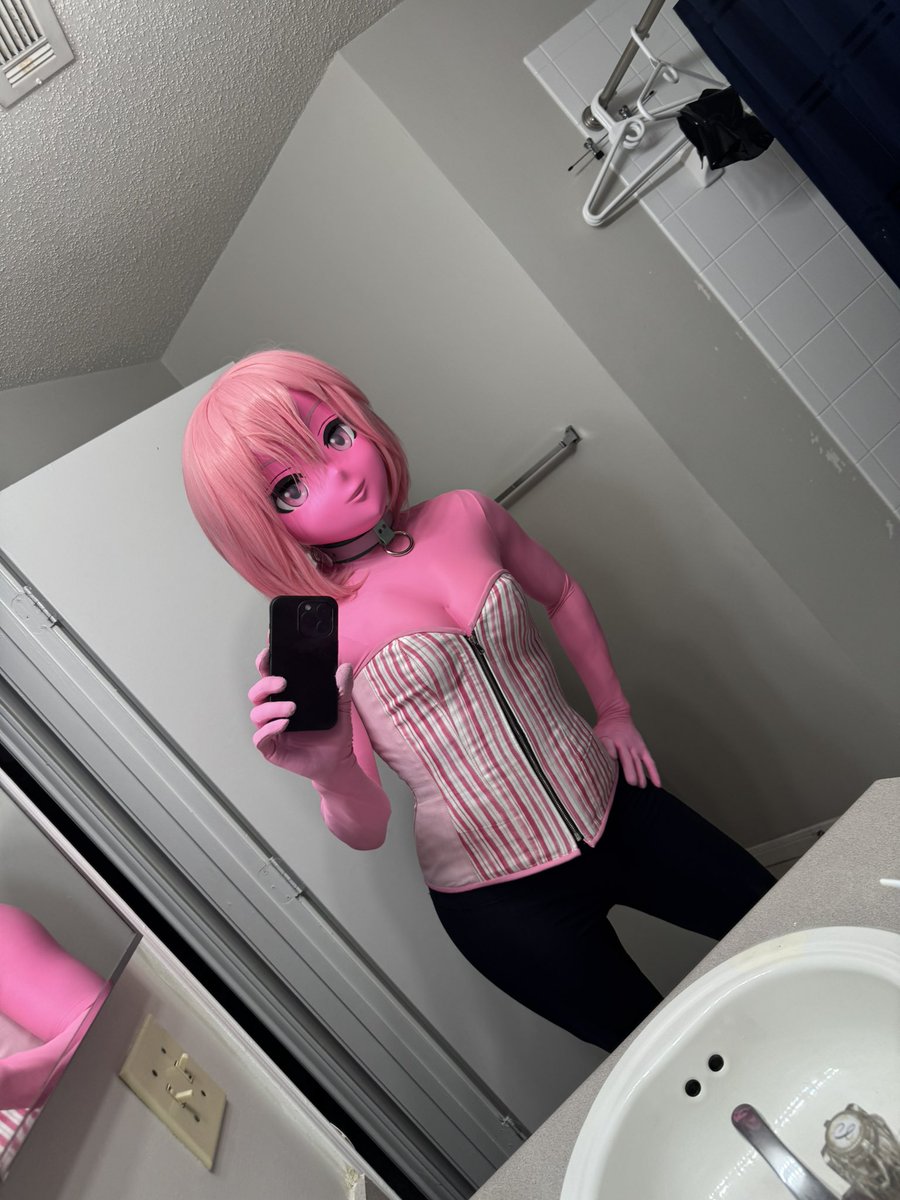 Obsessed! Another madjesterdesigns (IG) pickup! At the rate they keep putting out cute items my wallet is going to be dry, so save my wallet and go get their cute designs. 

madjesterdesigns.com