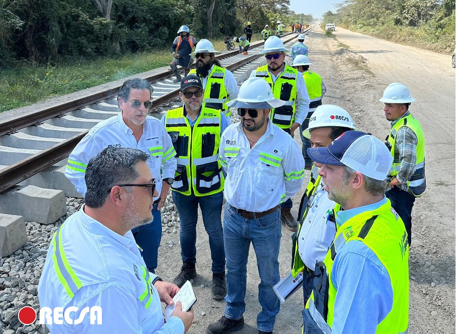 ¡Línea K, Compromiso con México!
🔍 La semana pasada realicé un recorrido por el tramo 3 de la Línea K y el ramal hacia Puerto #Chiapas supervisando personalmente las obras, con el objetivo de verificar la calidad y el #progreso de los trabajos. 👷‍♂️

La Línea K es una pieza clave