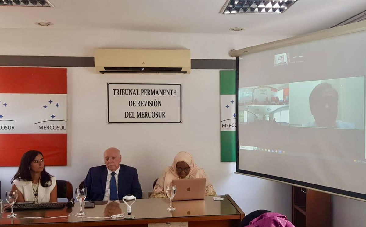 TPRMERCOSUR's tweet photo. En la Sede del TPR se inició el "Taller de Aprendizaje entre pares y fortalecimiento de capacidades para los Miembros del Órgano de Apelación del AfCFTA y el Tribunal Permanente de Revisión del Mercosur". https://t.co/qaCbaPEjMp