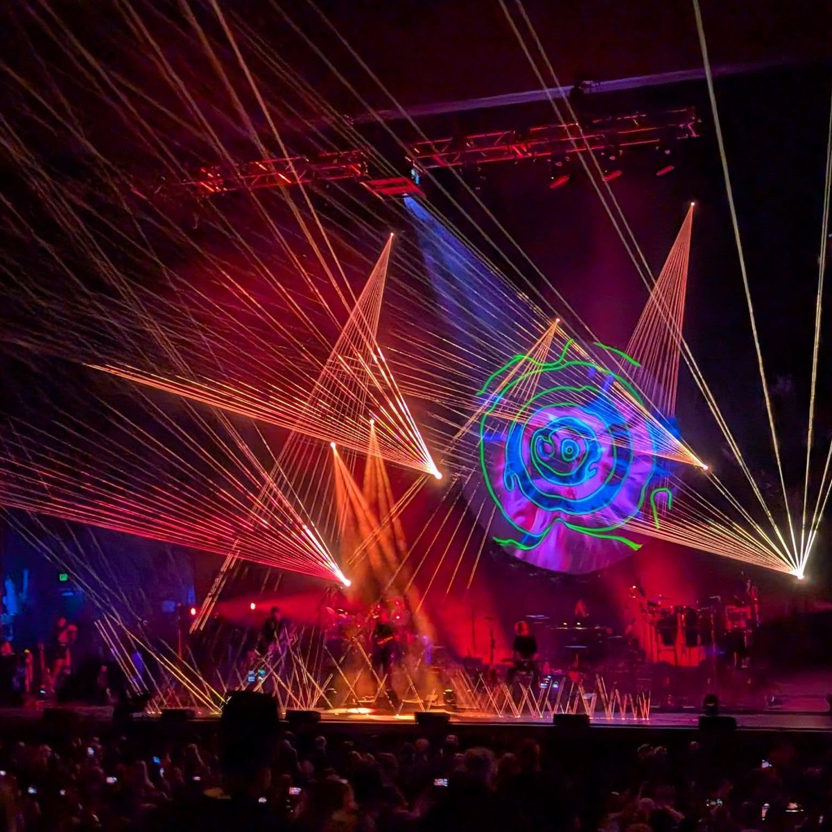 wfconcerts's tweet photo. @BritFloyd is headed to Portland in ONE MONTH! Named "The World's Premier Pink Floyd Experience" by the Rolling Stone, this tribute is more than just a concert - it's an immersive experience✨
📍Merrill Auditorium
🗓 March 10
🎟 https://t.co/d8kwCTlxSf https://t.co/LhpJmlxBWq