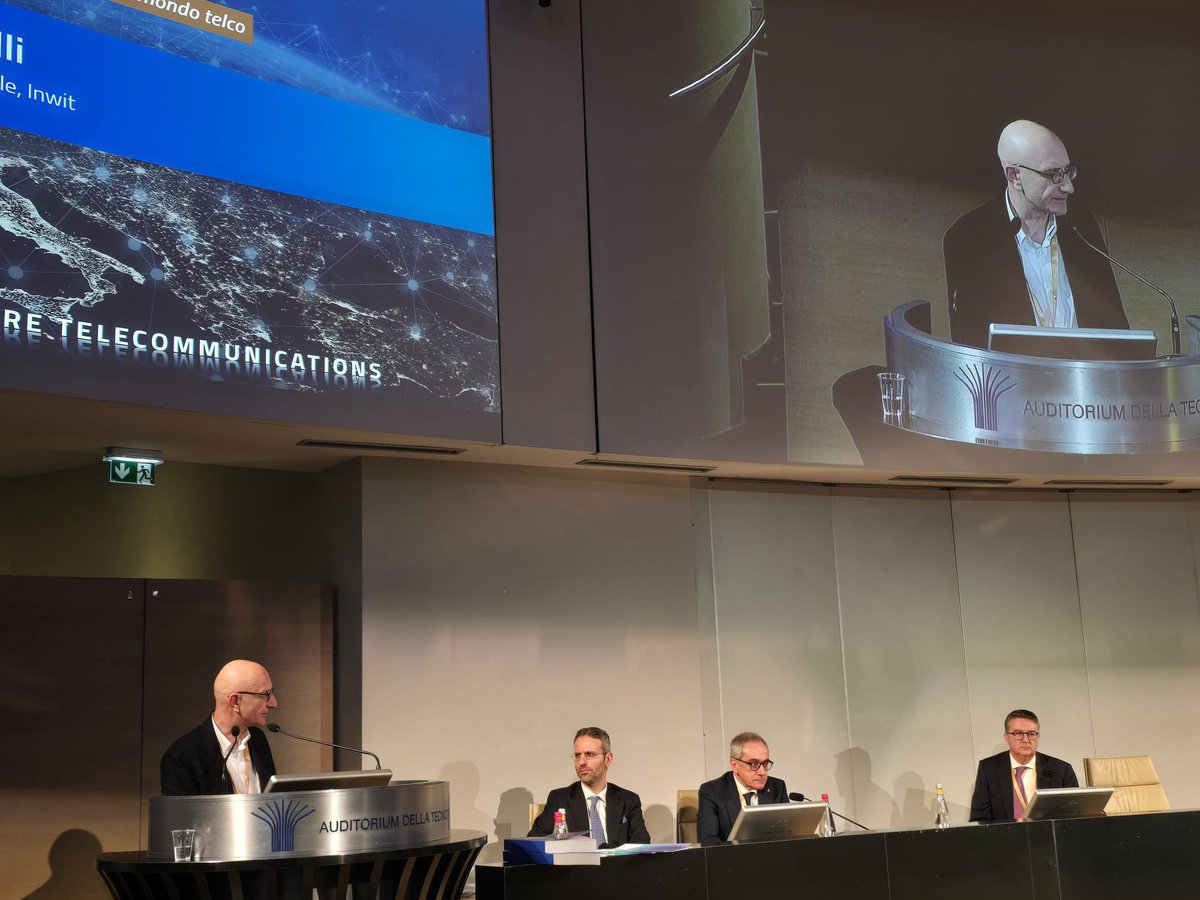 INWIT_Official's tweet image. La condivisione delle infrastrutture mobili genera benefici concreti per il settore e per il Paese, favorendo una migliore allocazione delle risorse e una maggiore #competitività industriale, come evidenziato anche dagli studi di scenario. #RESTART