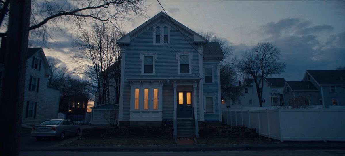 natsreturnn's tweet image. i adore the use of blue in sorry, baby (2025)