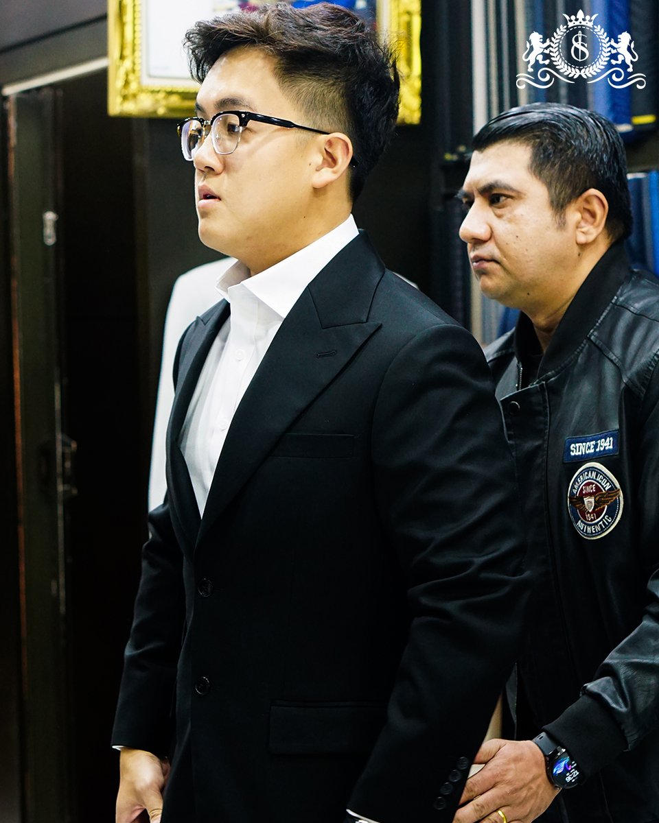 A tailored, stylish black suit, made entirely of black fabric, creates a cool, edgy, and smart look. The black color also helps to create a more flattering, slimming effect.
Contact
What app : +66 (0) 86 338 8762
Store : 400/9, Sukhumvit 22,
Klong toei, 10110
Bangkok