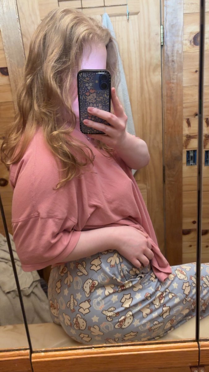 Goddessk225's tweet photo. It’s been a minute 😚

Findom • Brat • Nsfw • Nsfwtwt https://t.co/w1Zj2Vviwq