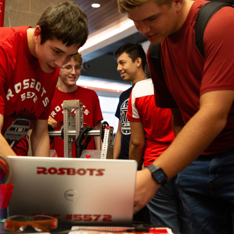 NEISD's tweet image. Magnet Program applications close TONIGHT at 11:59 PM! ⏰ Our magnet programs give students the chance to explore their passions, earn certifications, and prepare for college and career success. Don’t miss this opportunity! Apply today at neisd.net/magnets  🔗