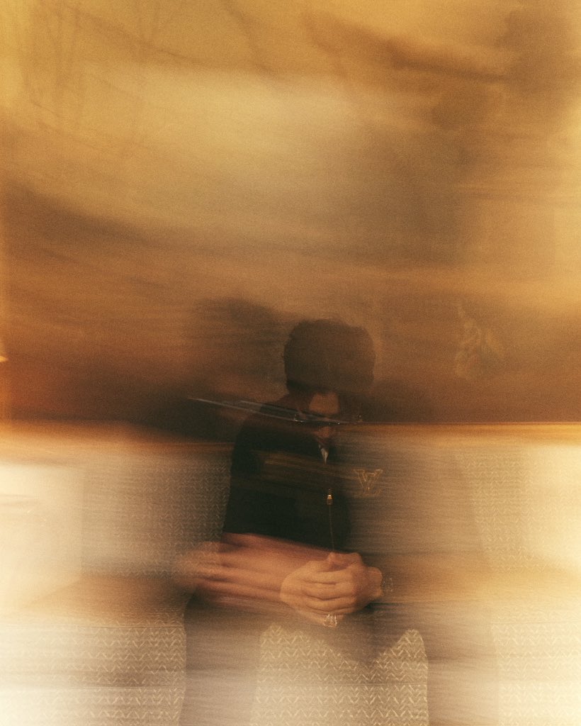 BamBam1A's tweet image. be gentle

#LouisVuitton #LVMenFW26 @LouisVuitton