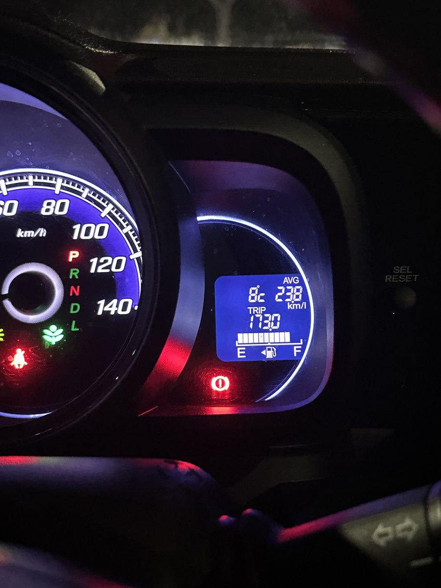 スーパー燃費運転(カタログ値22.4km/L)