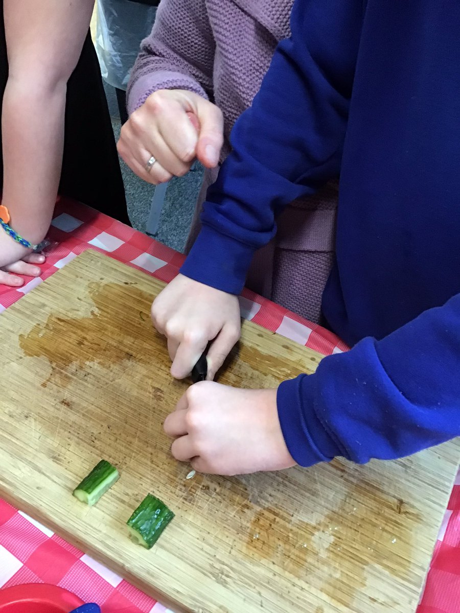 Team Horse Chestnut tweet media