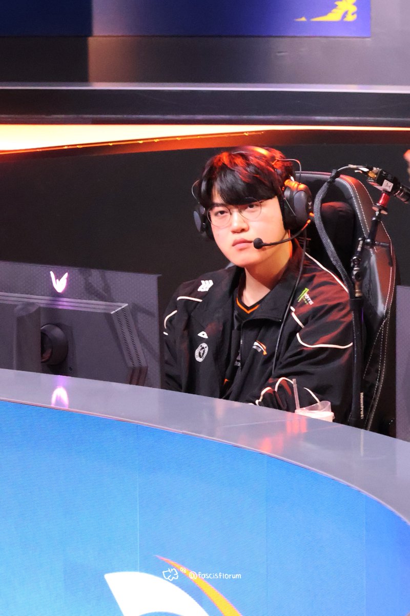 fascisflorum's tweet image. ʚɞ 260118 #gumayusi