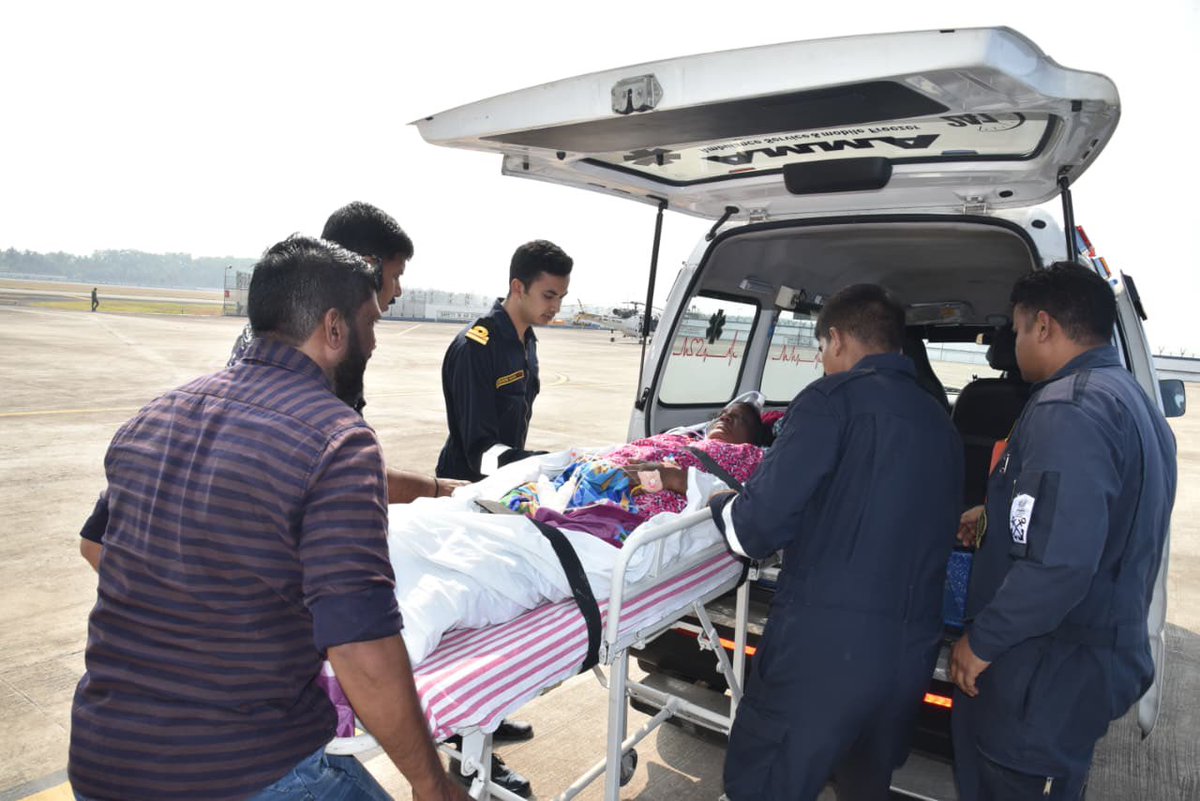 IndiaCoastGuard's tweet image. Upholding the motto Vayam Rakshamah #WeProtect

@IndiaCoastGuard #Dornier aircraft successfully executed a swift #MEDEVAC of 63 year old patient from #Agatti Island #Lakshadweep today. The mission executed by #ICG from #Kochi in seamless coordination with Lakshadweep