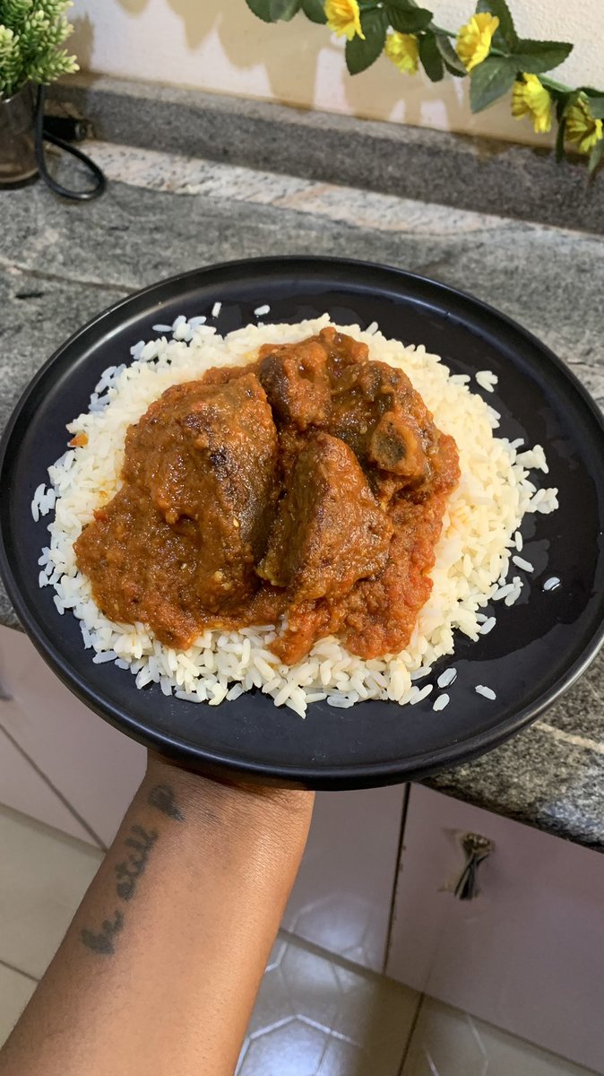 TokyosBite's tweet image. Rice and stew before nap😋😌