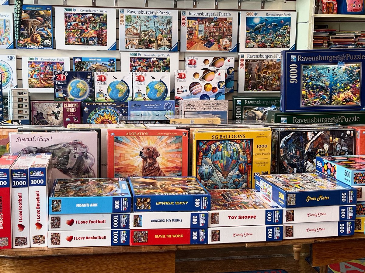 SusansBooksGift's tweet photo. 🧩Puzzles 🧩 Books 📚 Diamond Art 🍭 Lollipop Land 🍭Vintage Dishes 🫖 Eileen’s Cookies 🍪Coffee! ☕️ Susan’s Downtown Aurora!  Open 8-5 today! https://t.co/Pxy8dle6aA