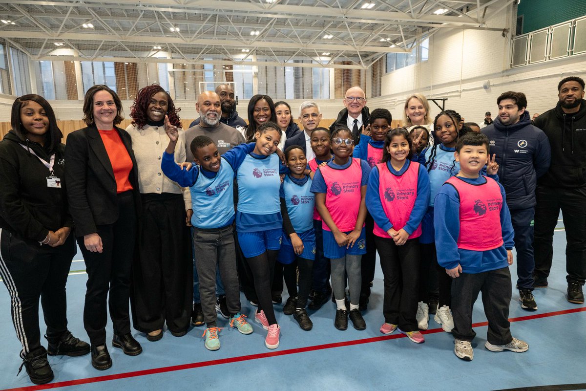 London's Violence Reduction Unit tweet media