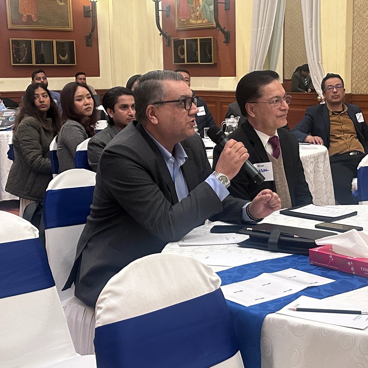 SociallyBlog tweet media