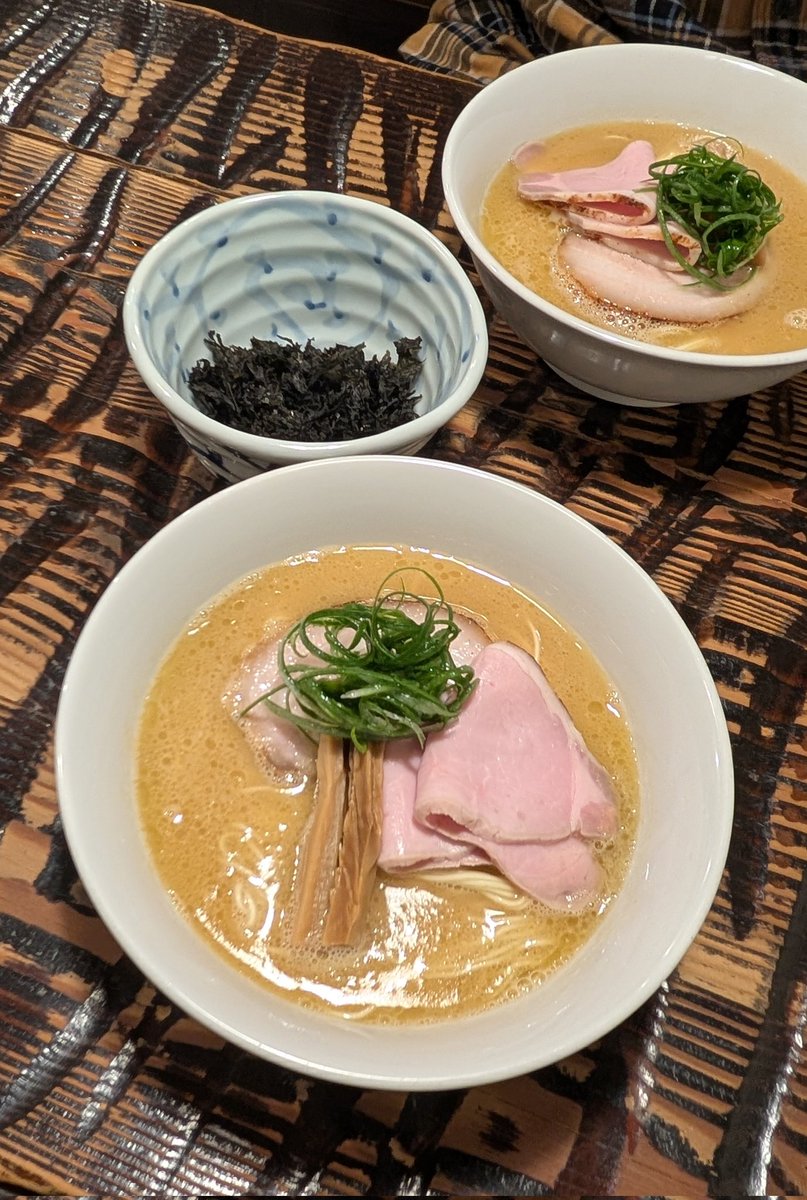 鶏白湯 限定 ＊岩のりtp ＊節あえ玉 恒例の月曜うへうへはビート