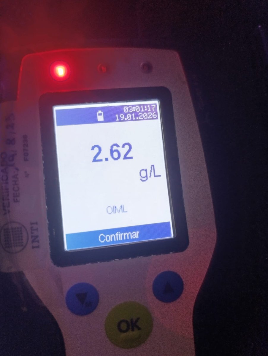 eldopolis's tweet image. San Pedro: dio positivo en alcoholemia tras despistar con su auto en el barrio EMSA
El conductor registró 2,62 gramos de alcohol en sangre. No hubo personas lesionadas. eldopolis.com