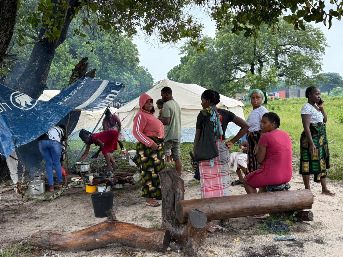 ECHO_CESAfrica's tweet image. Mozambique is facing its worst floods in years, affecting 600,000+ people. The EU and its humanitarian partners are responding with food and shelter, and have activated the Copernicus Rapid Mapping service to assess the damage.