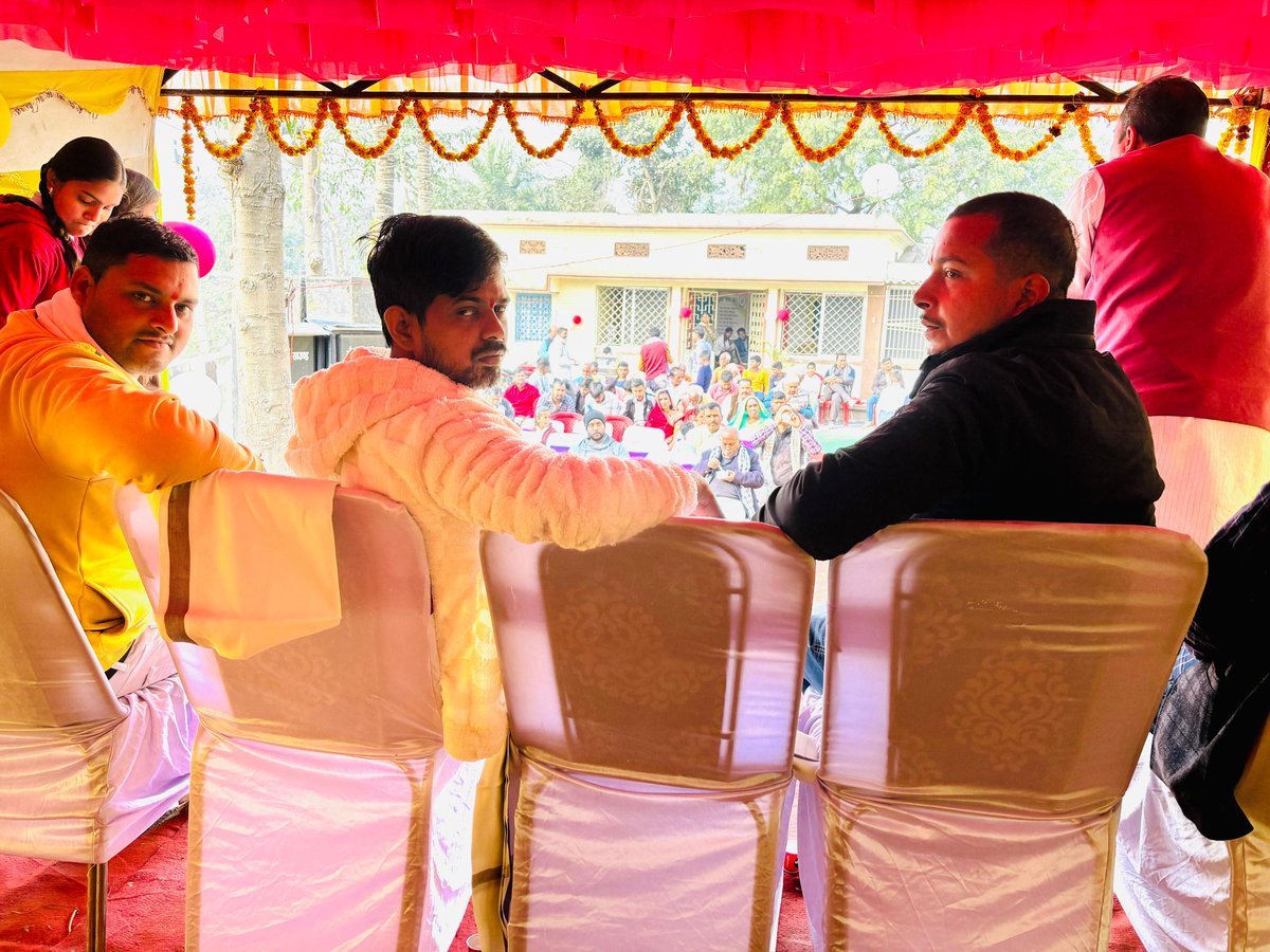 chandel_VS's tweet photo. वीर शिरोमणि महाराणा प्रताप की पुण्यतिथि कार्यक्रम में शामिल होकर छात्र-छात्राओं को संबोधित करने का अवसर मिला।
वीरता, स्वाभिमान और राष्ट्रप्रेम को प्रणाम 🙏 https://t.co/bzWBgH9EW9