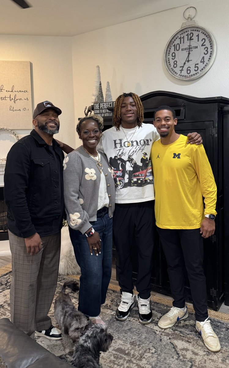 EricMooreCo tweet media