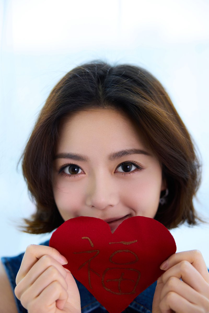 #ZhaoJinmai for #ShineOnMe celebration banquet 

More - weibo.com/6670517617/525…