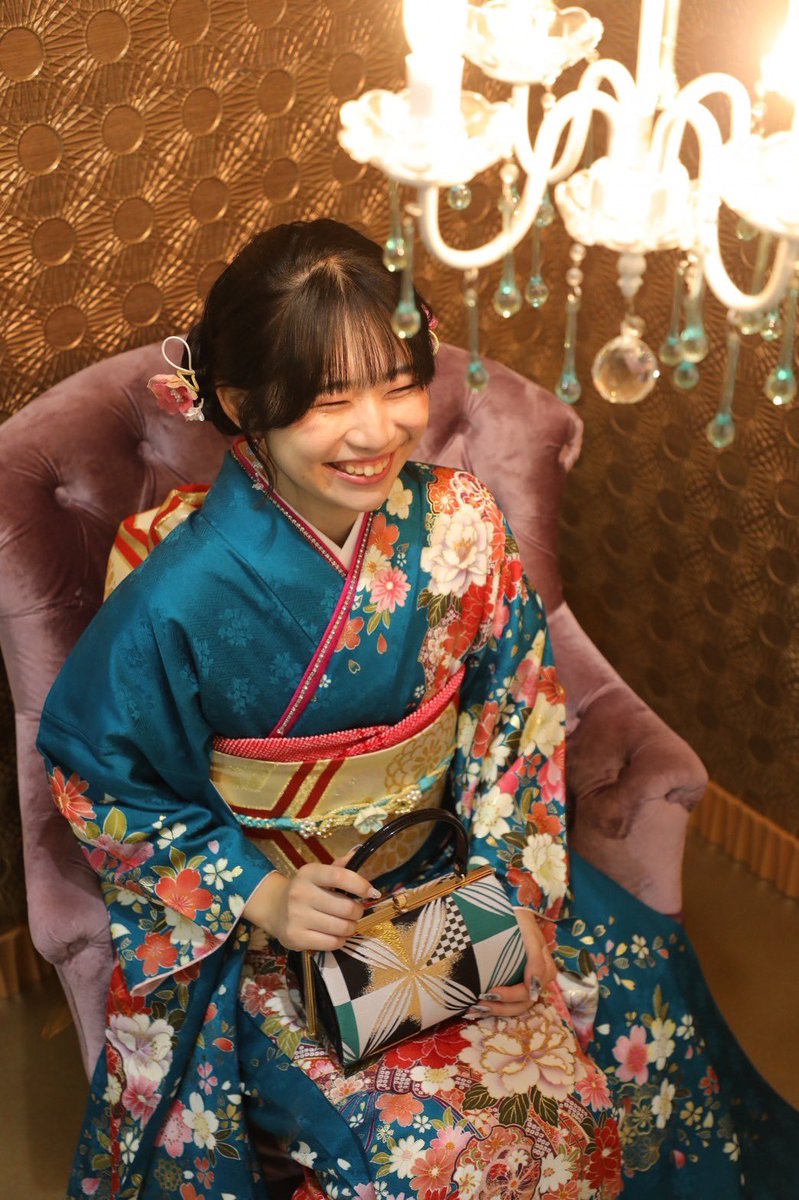 明けましておめでとうございます！
今年もよろしくお願いします🙇‍♀️
最近成人式があったということで、成人式を行ってからもう1年経ったのか！という気持ちになっております
日々を大切に今年も頑張ります💪