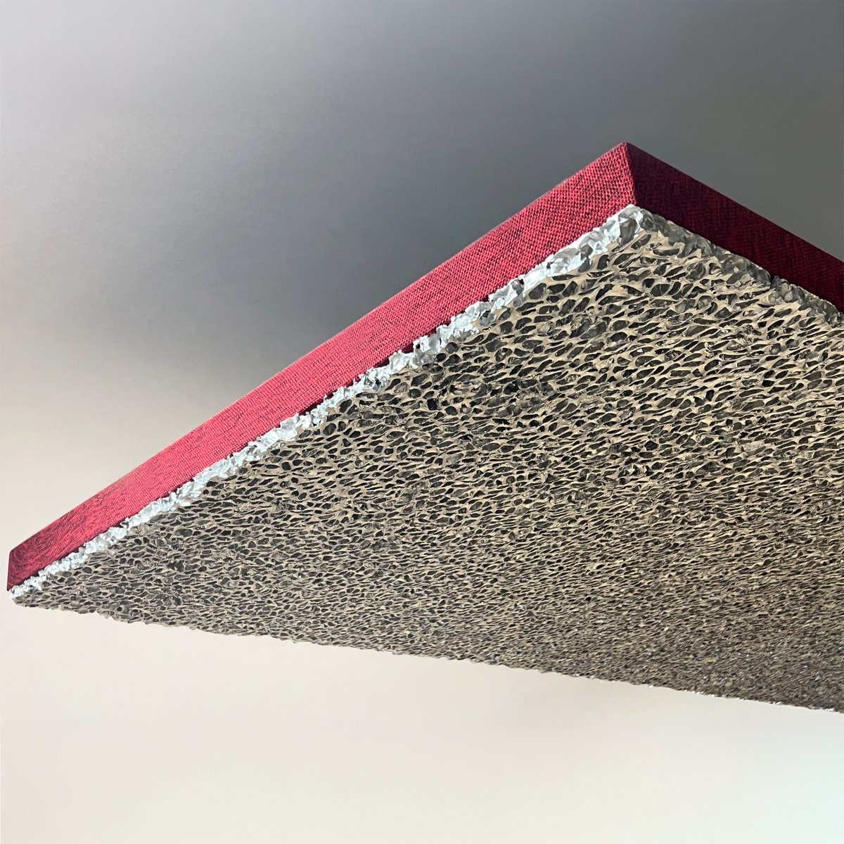 OudimmoAcoustic's tweet photo. 🌋🌋🌋Vi presentiamo la nuova serie di pannelli acustici Magma con alluminio fuso. https://t.co/aF1IPGQghY