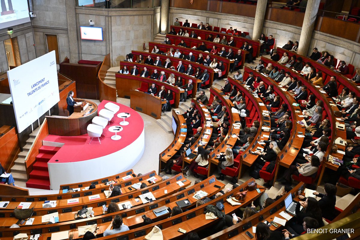 Aurore Bergé tweet media