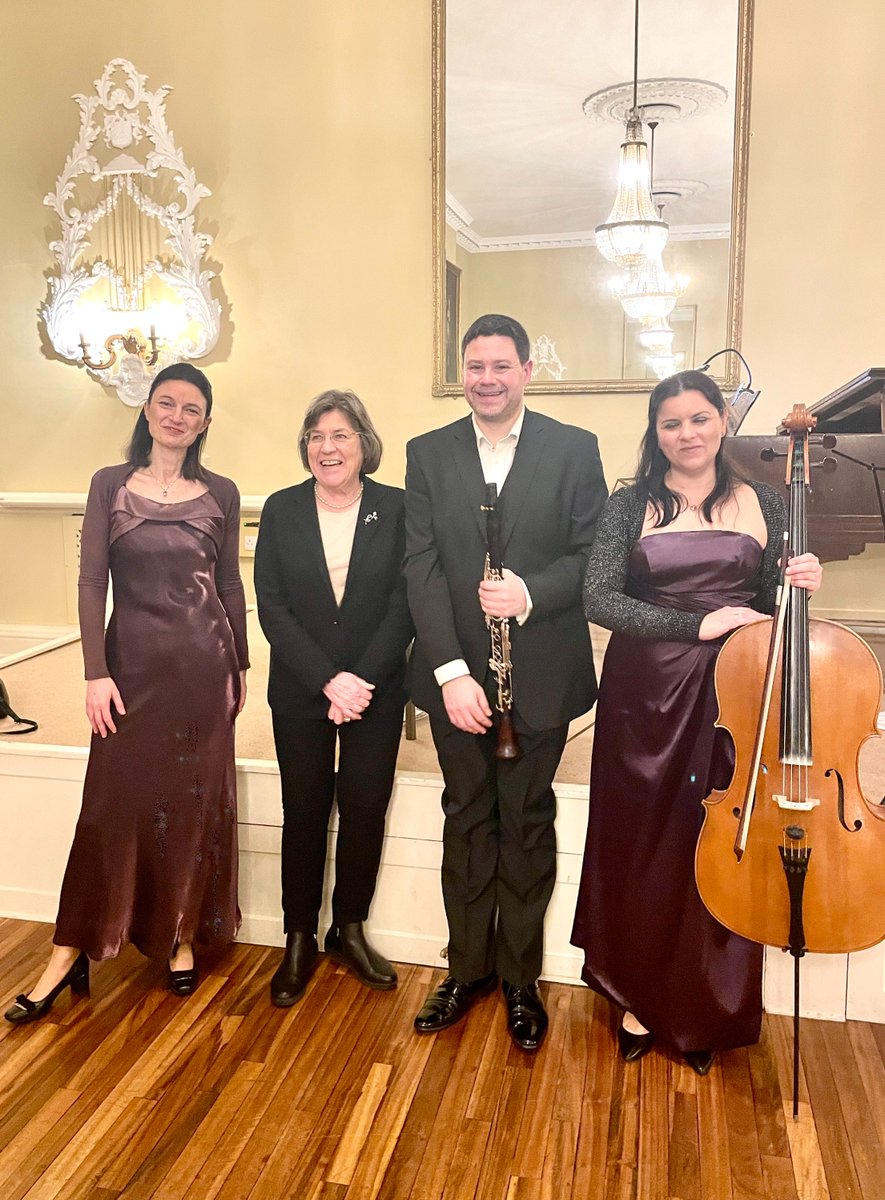Rhian_Samuel's tweet photo. Great concert in Stratford-upon-Avon Town Hall 18.1.26:  Zemlinsky Trio w. premiere of my cl trio 'The Angry Snail'. Thank you, Peter @Cigleris @EvvaMizerska @EmmaAbbatePiano! 
@MusicNLW @robertplane @RWCMD @stainerandbell @christysnr @pluckyperkins @TailleferreE @momamachynlleth https://t.co/jYBSe9bVi8