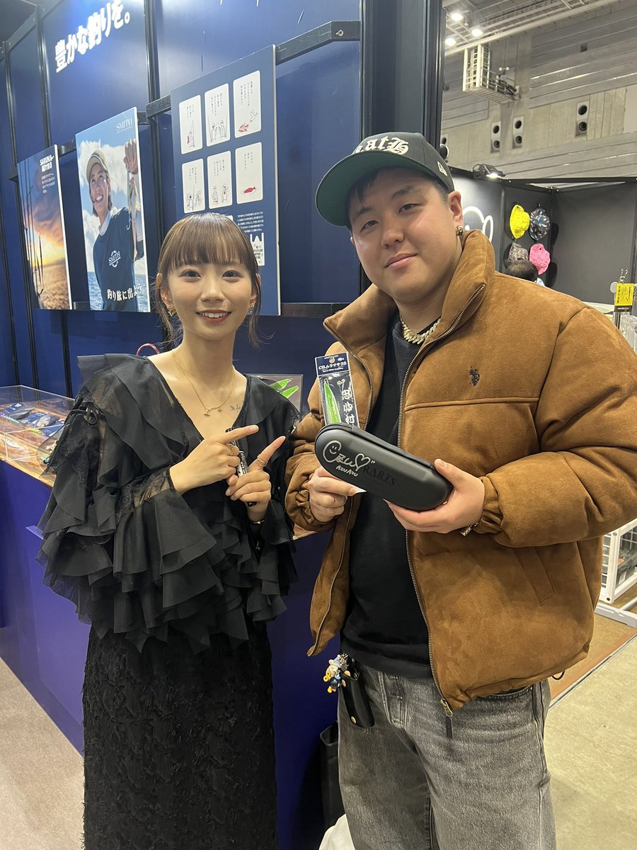 はると tweet media