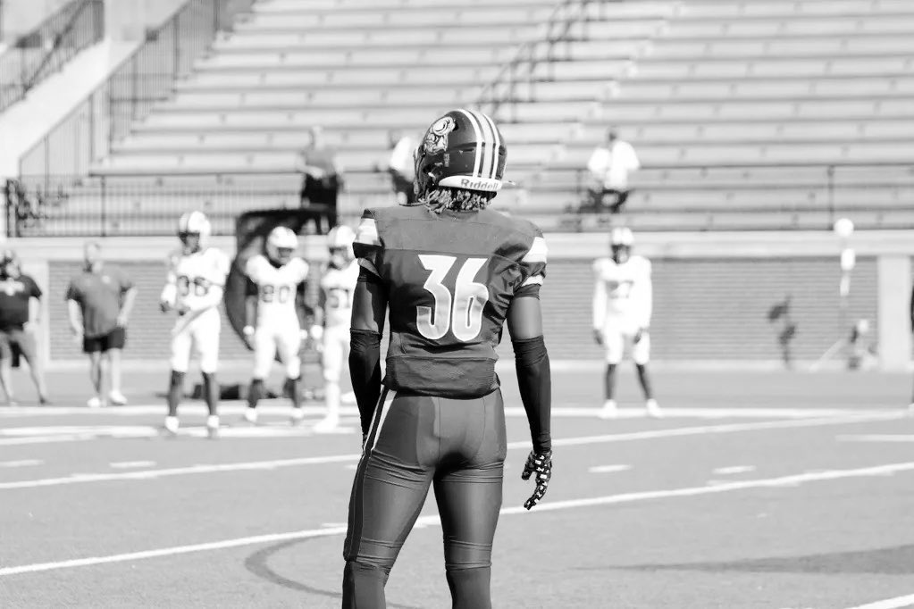 CorionPowers's tweet image. Blessed to be 20 🙏🏾