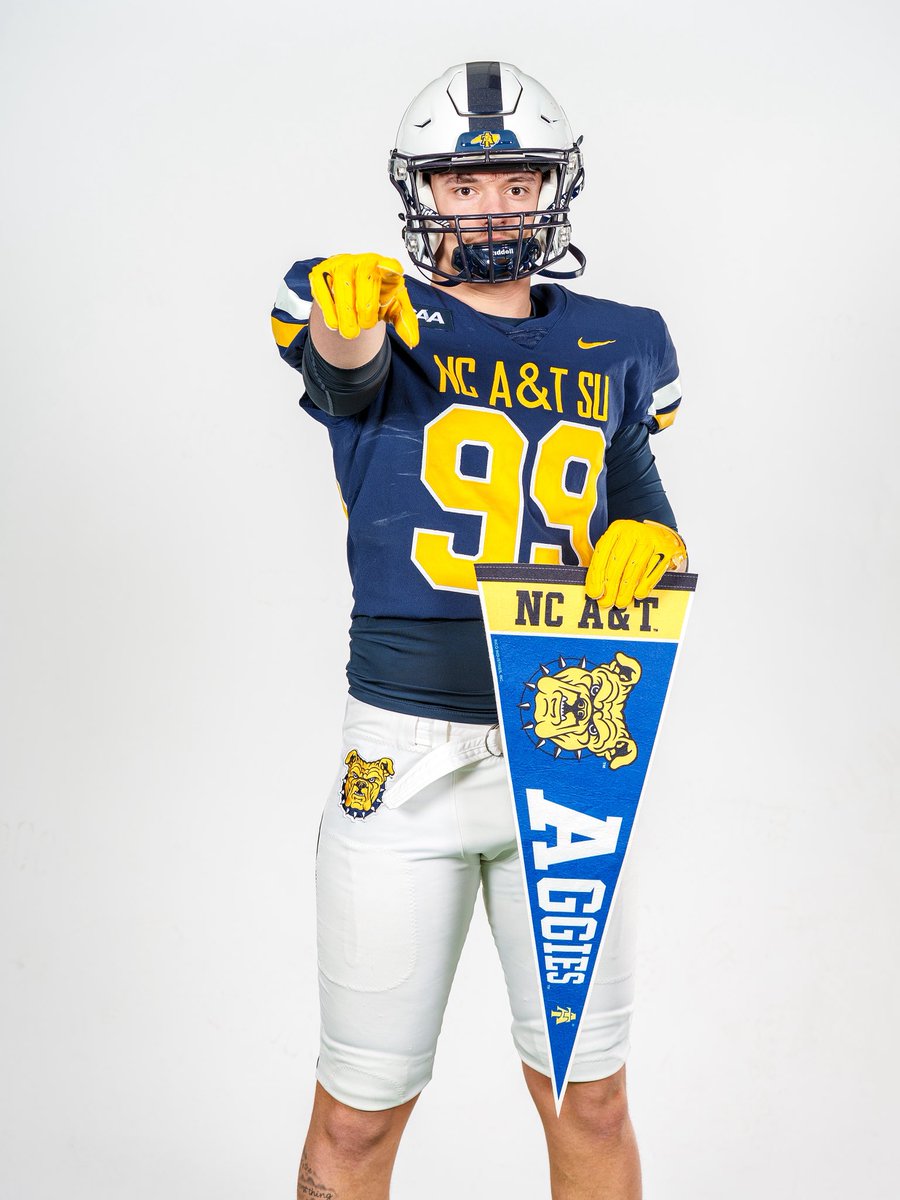 Ethan Clabo tweet media