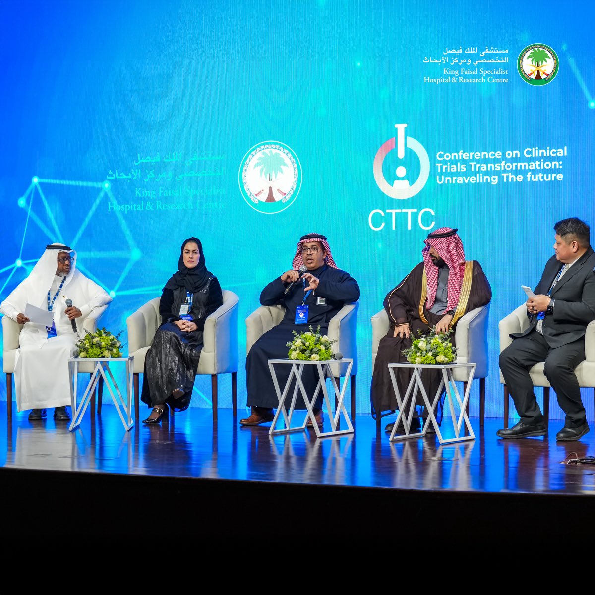 انطلق اليوم، بالرياض، أعمال مؤتمر "التحول في الأبحاث السريرية: التطلعات المستقبلية 2026"، الذي ينظمه #التخصصي، بهدف دعم تطوير منظومة الأبحاث السريرية في المملكة، وتعزيز تكامل البحث العلمي مع التطبيق السريري، بما يسهم في تسريع تطوير العلاجات النوعية ورفع كفاءة منظومة الابتكار