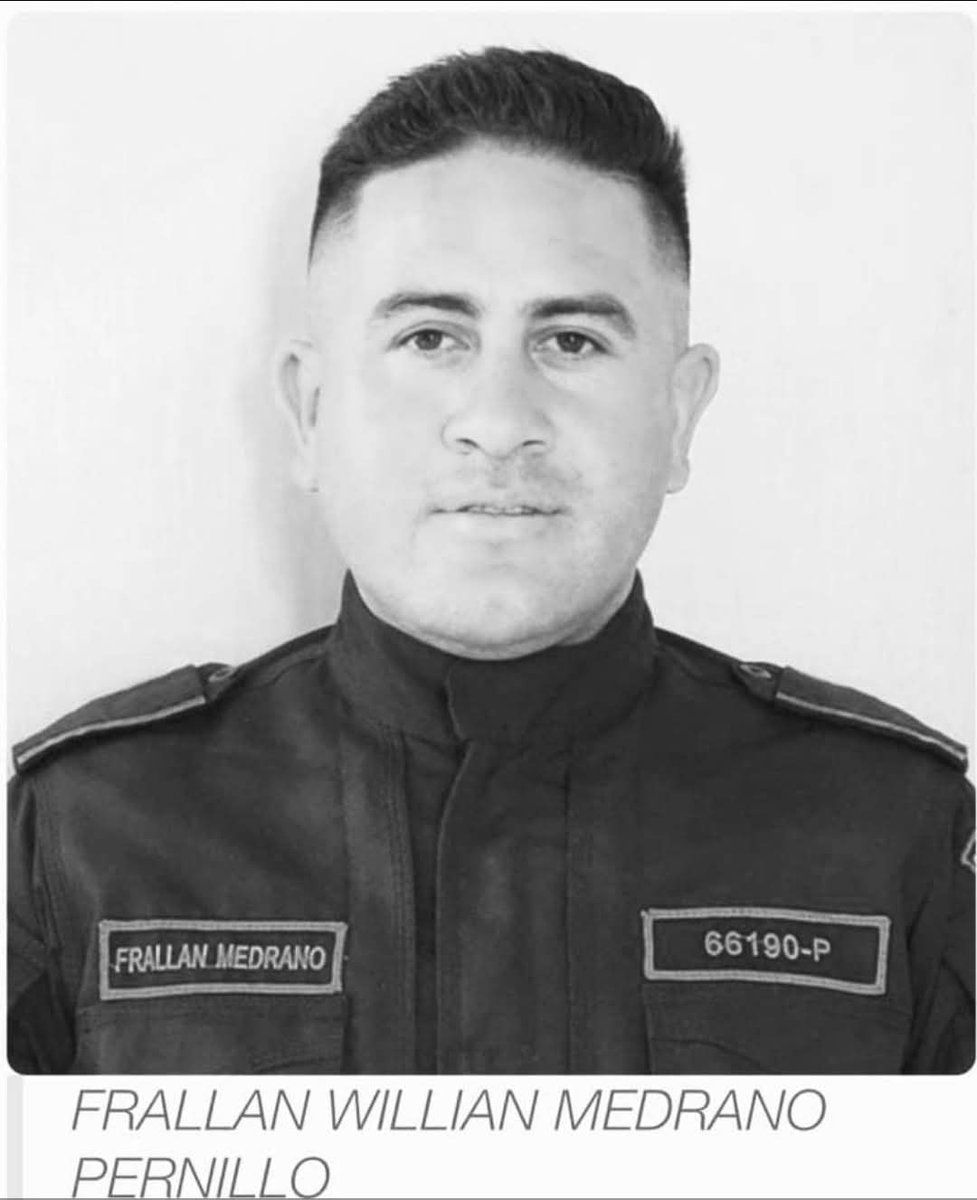 EU_escuintla's tweet photo. Aumenta cifra de agentes fallecidos
Esta mañana se ha confirmado la muerte de un agente de la Policía Nacional Civil, se trata de Frallan Willian Medrano.
#EuEscuintla
Suman nueve agentes fallecidos derivado de múltiples ataques registrados ayer domingo en ciudad de Guatemala. https://t.co/I9omgiyYLP