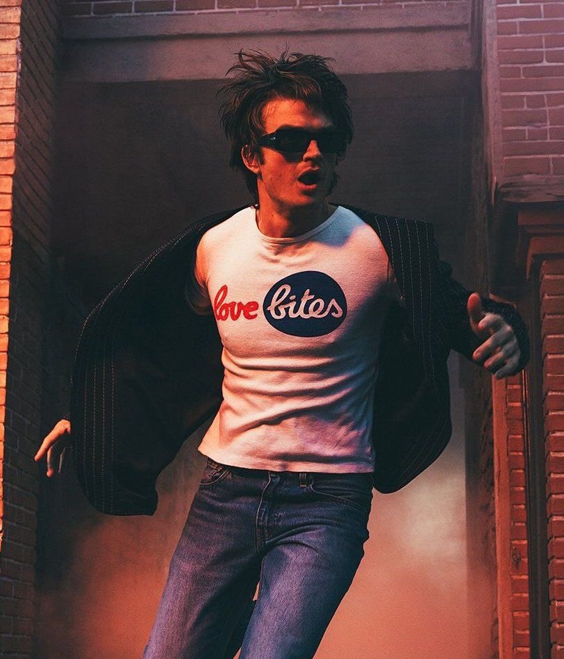 quinnzier's tweet photo. the year is 2026 and we still don't have joe keery playing a messy 80s vampire. what are we doing here hollywood? https://t.co/JB95U4KVML