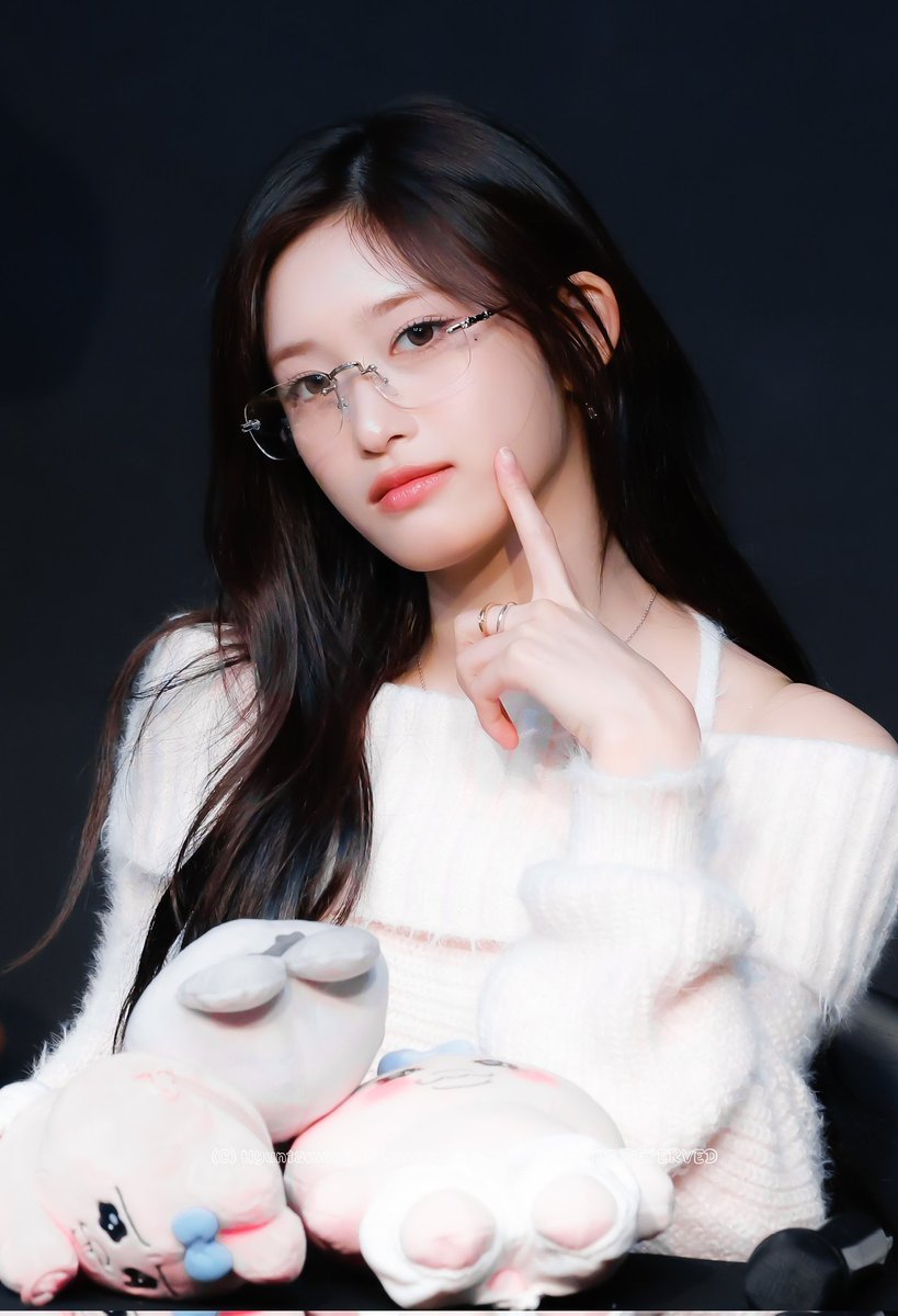 hyuntamong_0221's tweet image. 260118 HQ

#IVE #아이브 #이서 #イソ #LEESEO