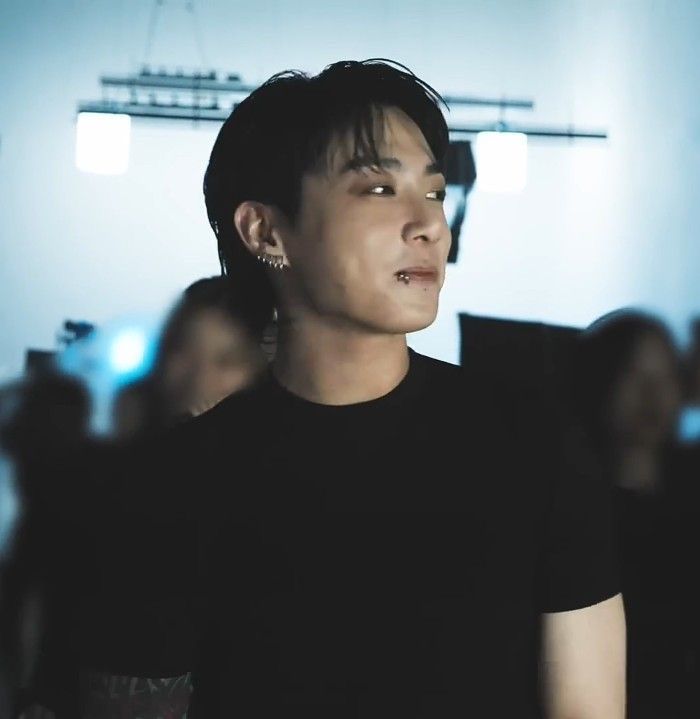 fairygukvi's tweet photo. taekook | #kookv mini au

"Jodoh itu bukan dicari, tapi dijebak" — Jeon Jeongguk.

commis by anonim. https://t.co/BSlsJkmTxd