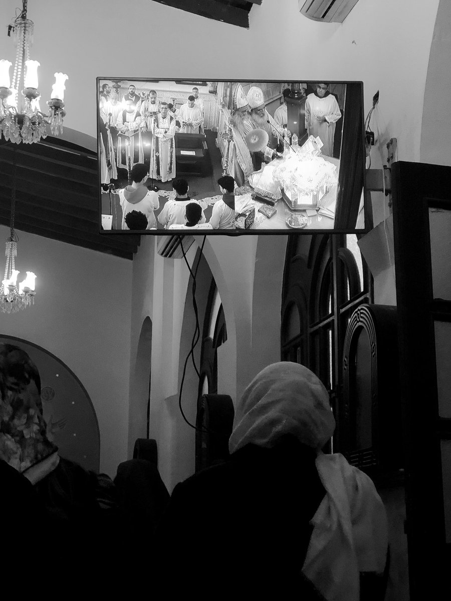 مش إڤوره  خالص بس اهدي ليله ممكن اقضيها في حياتي هو قداس لابونا دانيال و استاذ جون بيقول الالحان وراه بس كده شكرا❤️