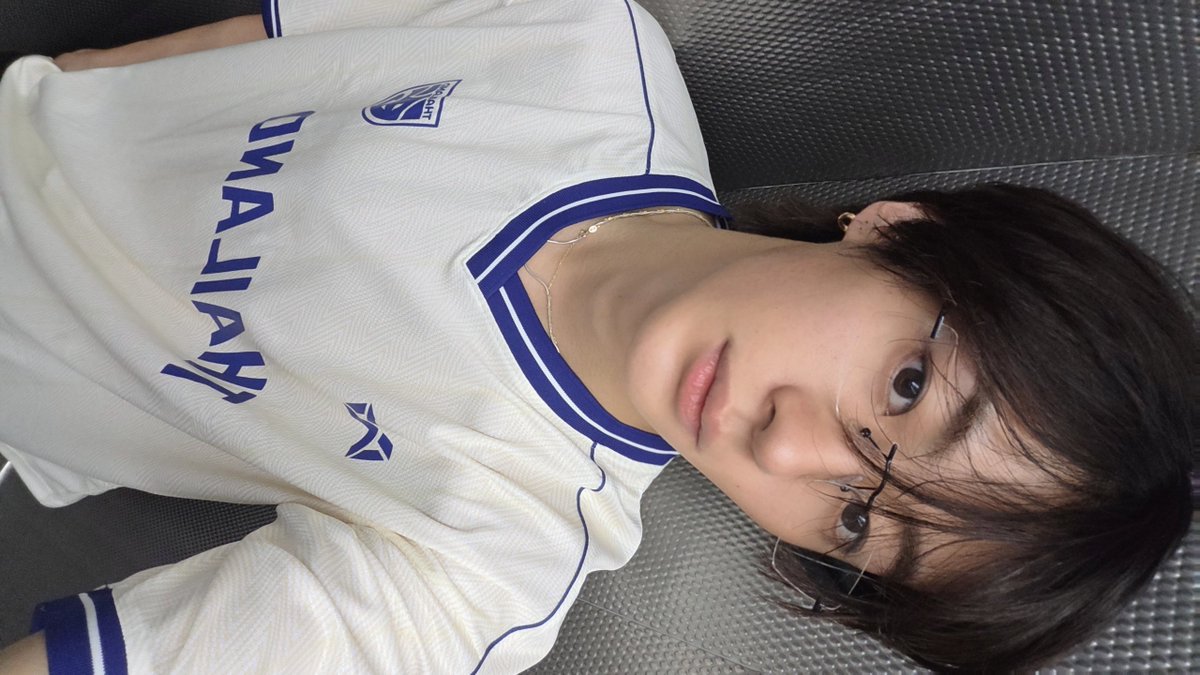 amntonni's tweet image. Top 4 fav selfie.