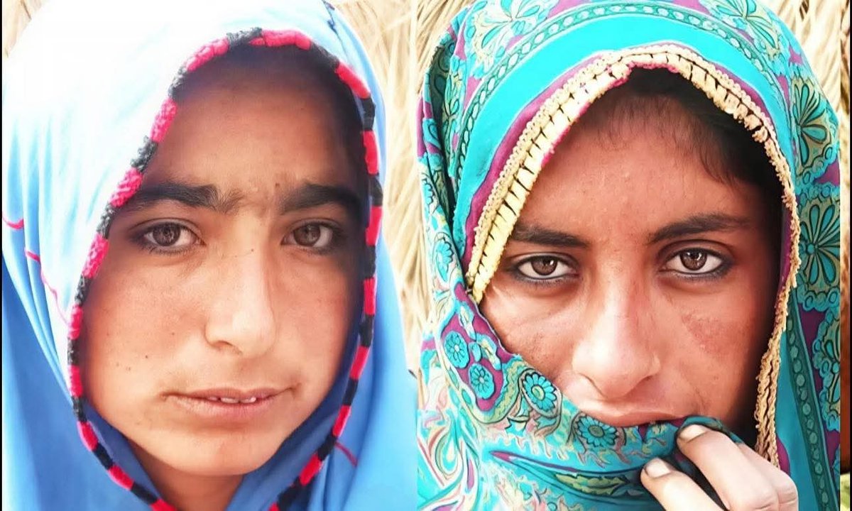 Ali_Langah_'s tweet photo. ، تُنهنجو  ٿاڻو   ٿاڻو   سنڌ
. ٿي  ويو گهاڻو  گهاڻو سنڌ
ايوب کوسو
#JusticeForAsiaKhoso https://t.co/8L2SALtNXo