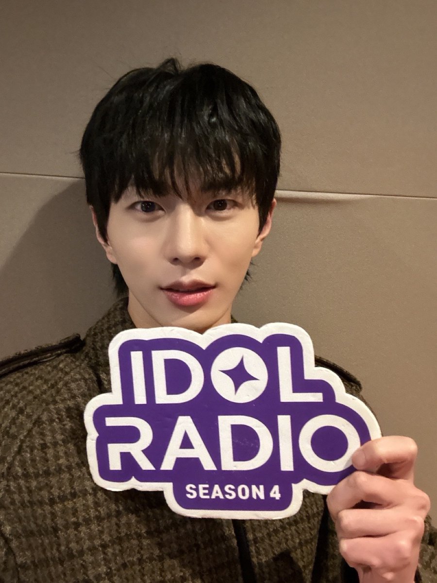 official_bomin's tweet image. [📸] MBC FM4U &amp;lt;IDOL RADIO 시즌4&amp;gt;

빵빵즈와 함께한 월요일 밤 🌃
보민+빵빵즈 조합은 언제나 믿고 봅니다 😉

#최보민 #CHOIBOMIN