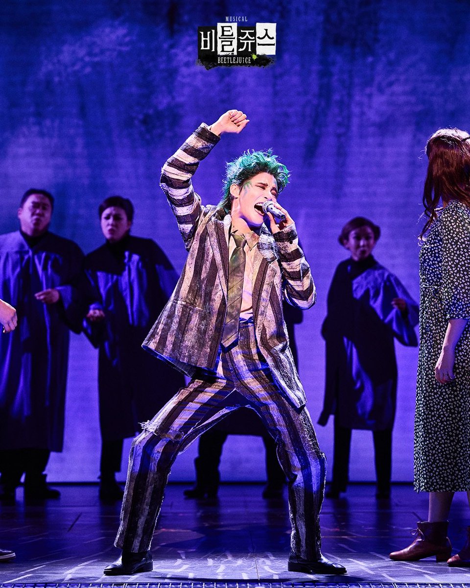 [일정] 2026.01.24 (토)

🎭 19:00 뮤지컬 <비틀쥬스>

#김준수 #XIA #준수 #XIA준수 #시아준수 #JUNSU #KIMJUNSU #XIAJUNSU #ジュンス #金俊秀 #비틀쥬스 #뮤지컬비틀쥬스 #비틀쥰스 #비틀쥰수