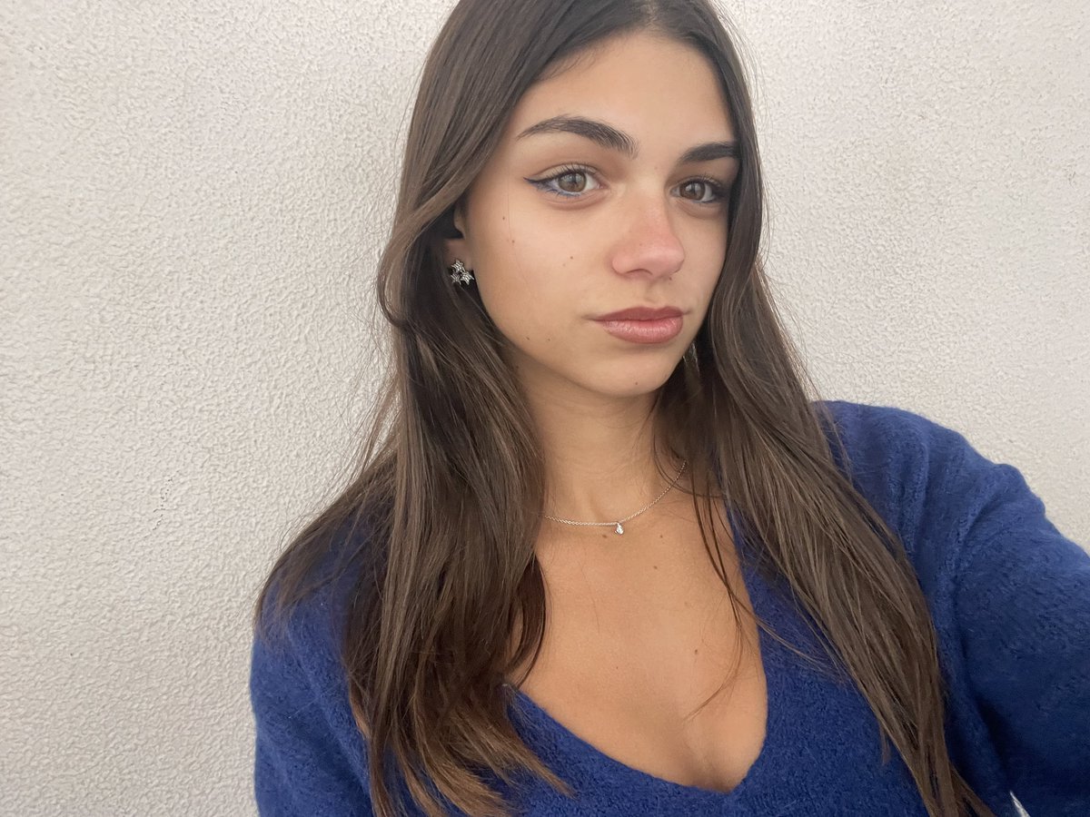 Louisearr5 tweet media