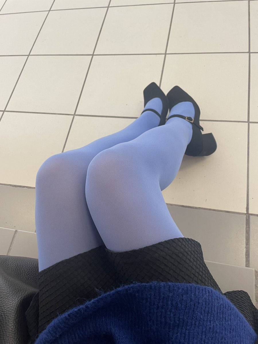 Louisearr5 tweet media