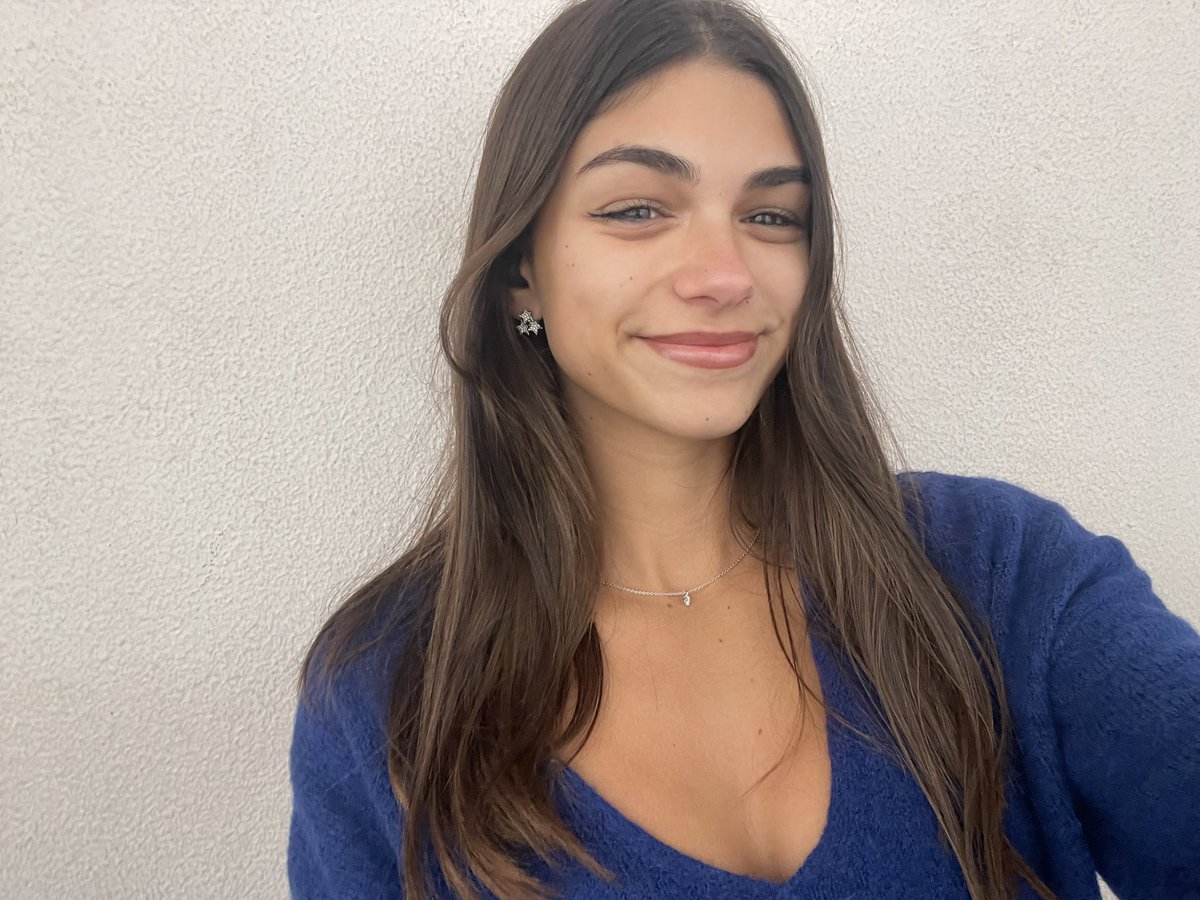 Louisearr5 tweet media