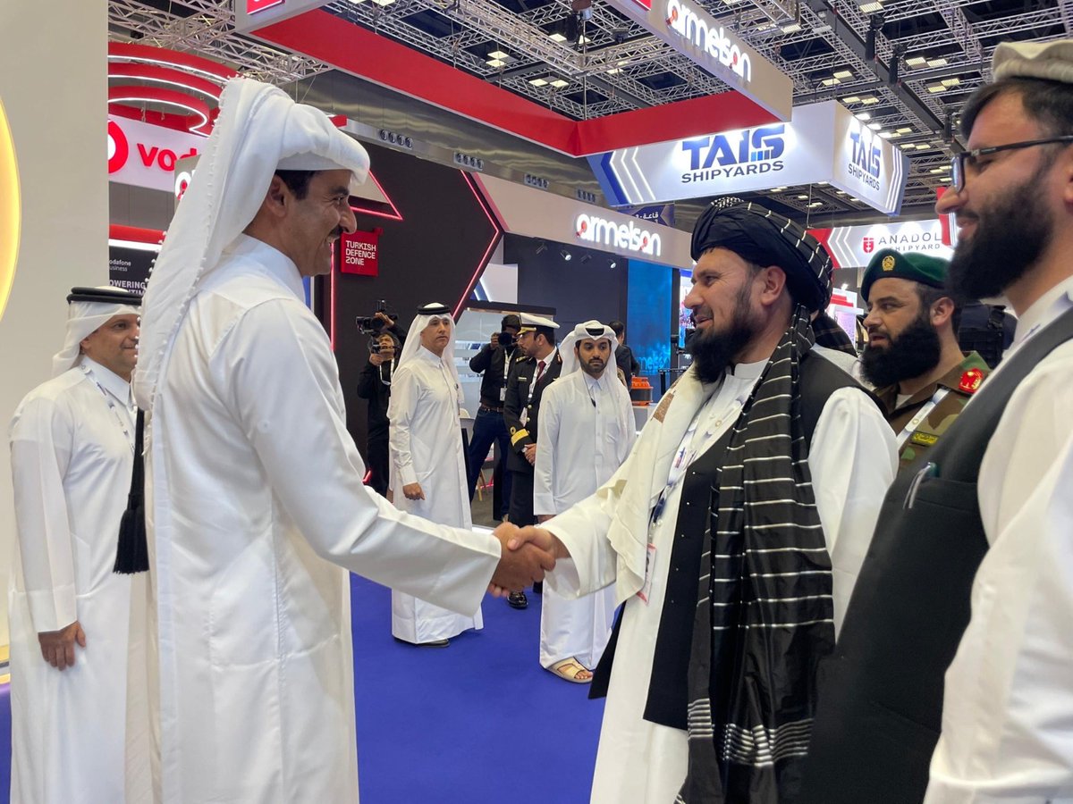 Repor_Line's tweet image. #BreakingNews 🚨
Meeting of the Chief of General Staff of the Afghan Armed Forces with the Amir of Qatar.
The Chief of General Staff of the Afghan Armed Forces, Qari Fasihuddin Fitrat, met with the Amir of the State of Qatar, Sheikh Tamim bin Hamad Al Thani, on the sidelines of…